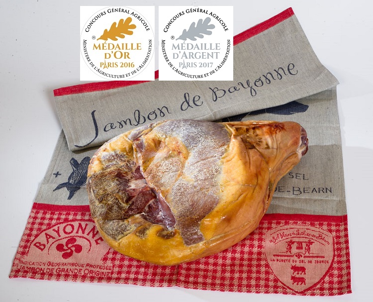 Jambon de Bayonne entier à l'Os (copie)